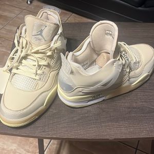 Off white Jordan four’s size 13 women